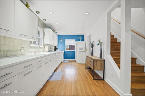 Tiny photo for 3903 Seckinger Drive, Toledo, OH 43613 (MLS # 10003235)