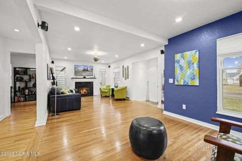 Tiny photo for 3903 Seckinger Drive, Toledo, OH 43613 (MLS # 10003235)