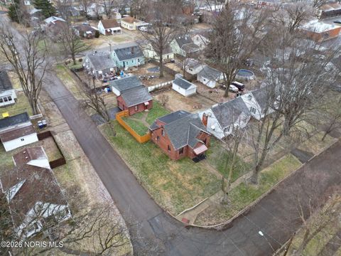 Tiny photo for 3903 Seckinger Drive, Toledo, OH 43613 (MLS # 10003235)