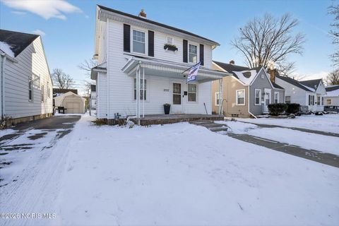 Tiny photo for 2537 Ivy Place, Toledo, OH 43613 (MLS # 10003439)