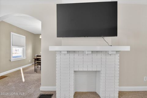 Tiny photo for 2537 Ivy Place, Toledo, OH 43613 (MLS # 10003439)