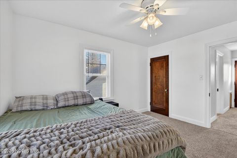 Tiny photo for 2537 Ivy Place, Toledo, OH 43613 (MLS # 10003439)