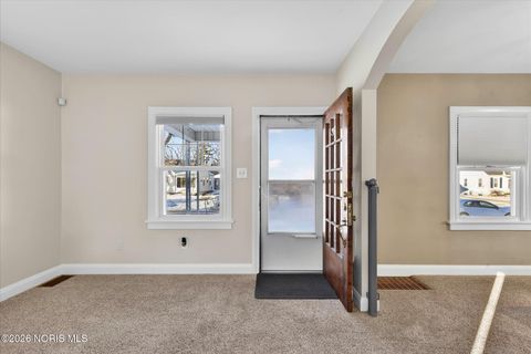 Tiny photo for 2537 Ivy Place, Toledo, OH 43613 (MLS # 10003439)