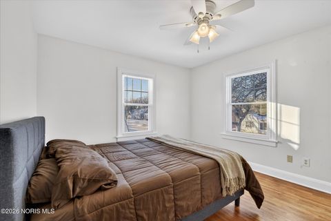 Tiny photo for 2537 Ivy Place, Toledo, OH 43613 (MLS # 10003439)