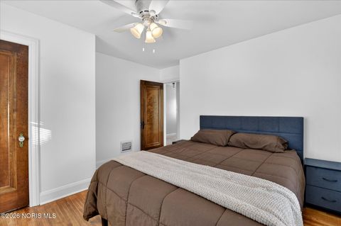 Tiny photo for 2537 Ivy Place, Toledo, OH 43613 (MLS # 10003439)