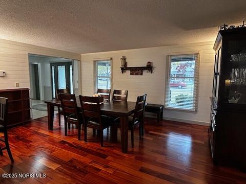 Tiny photo for 205 Indiana Drive, Bryan, OH 43506 (MLS # 10000424)
