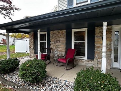 Tiny photo for 205 Indiana Drive, Bryan, OH 43506 (MLS # 10000424)