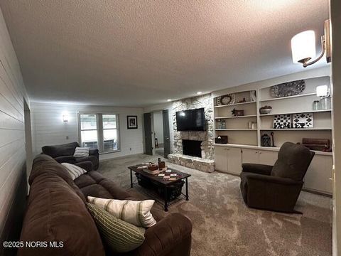 Tiny photo for 205 Indiana Drive, Bryan, OH 43506 (MLS # 10000424)