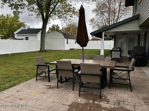 Tiny photo for 205 Indiana Drive, Bryan, OH 43506 (MLS # 10000424)