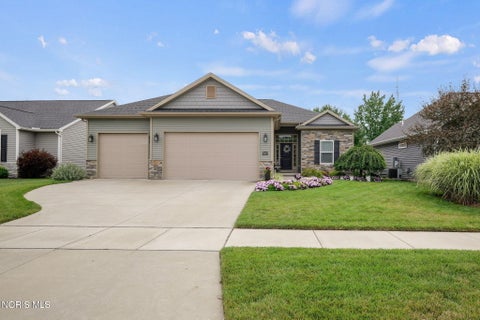 Tiny photo for 7013 Big Buck Trail, Whitehouse, OH 43571 (MLS # 10011825)