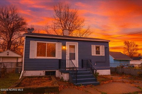 Tiny photo for 1748 Georgia Avenue, Toledo, OH 43613 (MLS # 10002201)