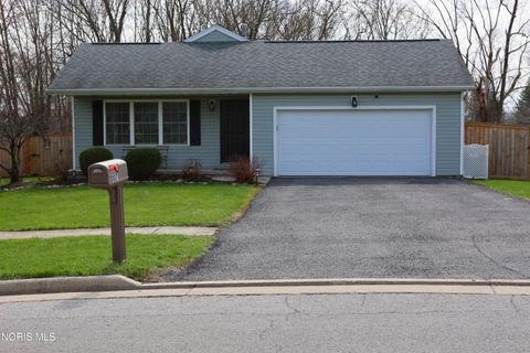 Photo of 1007 Crystal Lane, Findlay, OH 45840 (MLS # 10006061)