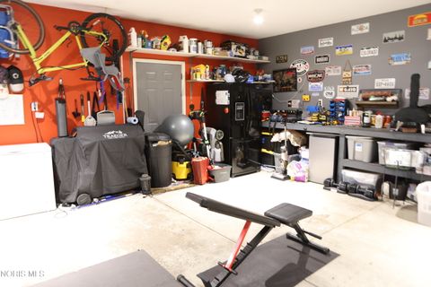 Tiny photo for 1007 Crystal Lane, Findlay, OH 45840 (MLS # 10006061)