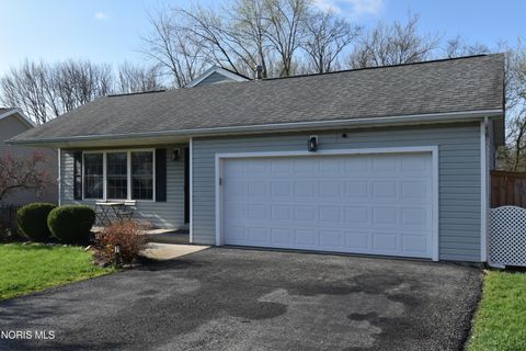 Tiny photo for 1007 Crystal Lane, Findlay, OH 45840 (MLS # 10006061)