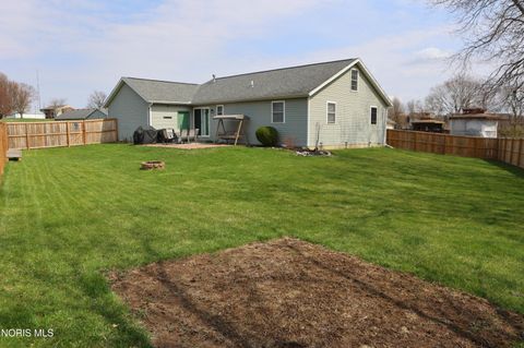Tiny photo for 1007 Crystal Lane, Findlay, OH 45840 (MLS # 10006061)