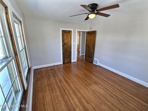 Tiny photo for 4351 Berwick Avenue, Toledo, OH 43612 (MLS # 10003719)