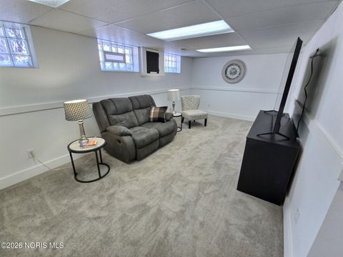 Tiny photo for 4351 Berwick Avenue, Toledo, OH 43612 (MLS # 10003719)