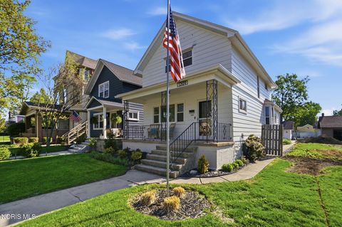 Photo of 1209 S Main Street, Findlay, OH 45840 (MLS # 10006863)