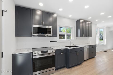 Tiny photo for 1209 S Main Street, Findlay, OH 45840 (MLS # 10006863)