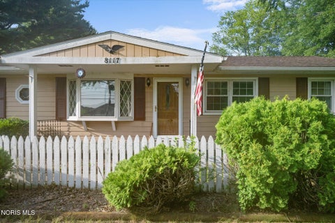 Tiny photo for 8117 Angola Road, Holland, OH 43528 (MLS # 10009981)