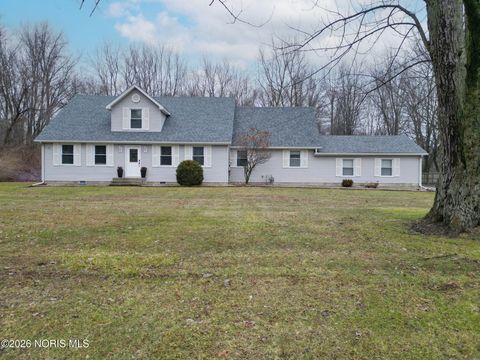 Photo of 8940 Angola Road, Holland, OH 43528 (MLS # 10002634)