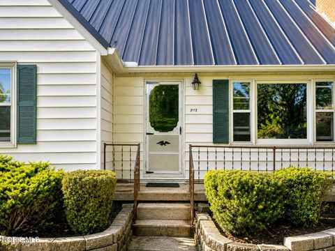 Tiny photo for 213 E Gerhart Street, Edgerton, OH 43517 (MLS # 10007229)