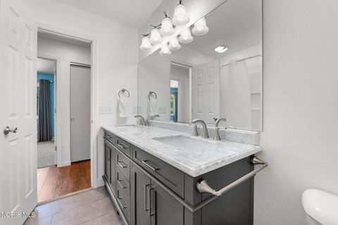 Tiny photo for 4575 River Road, Toledo, OH 43614 (MLS # 10008789)