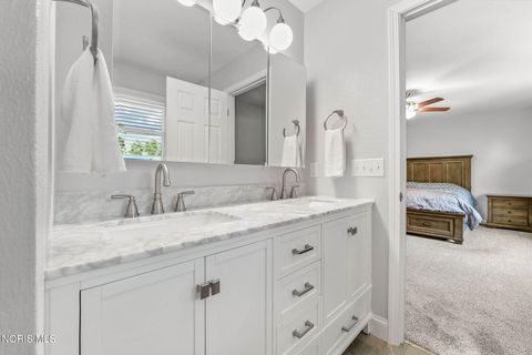 Tiny photo for 4575 River Road, Toledo, OH 43614 (MLS # 10008789)