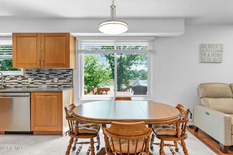 Tiny photo for 4575 River Road, Toledo, OH 43614 (MLS # 10008789)