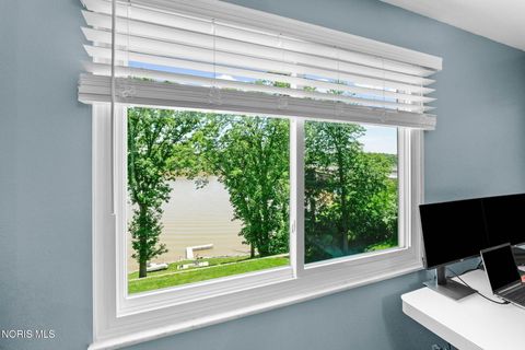Tiny photo for 4575 River Road, Toledo, OH 43614 (MLS # 10008789)