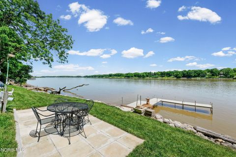 Tiny photo for 4575 River Road, Toledo, OH 43614 (MLS # 10008789)