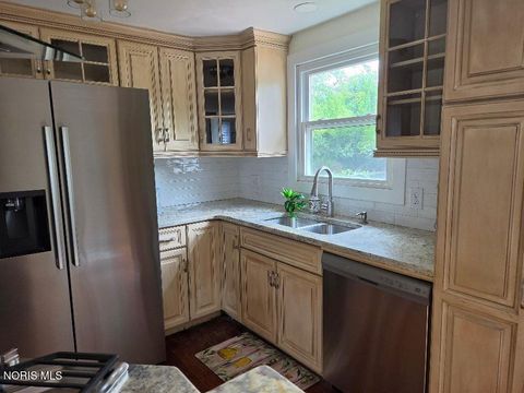 Tiny photo for 351 San Jose Drive, Toledo, OH 43615 (MLS # 10010750)