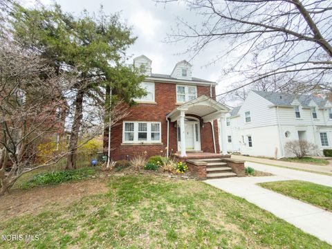 Tiny photo for 3330 Pelham Road, Ottawa Hills, OH 43606 (MLS # 10005843)