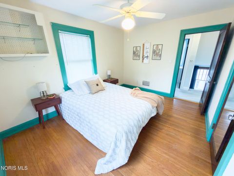 Tiny photo for 3330 Pelham Road, Ottawa Hills, OH 43606 (MLS # 10005843)