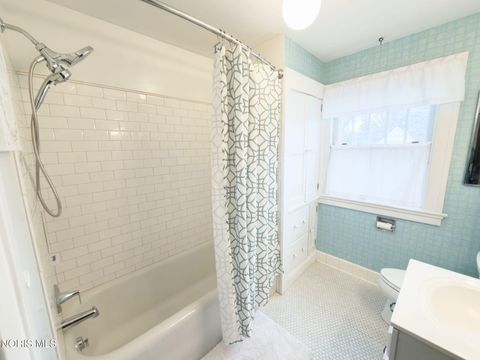 Tiny photo for 3330 Pelham Road, Ottawa Hills, OH 43606 (MLS # 10005843)