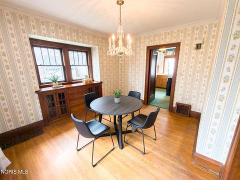 Tiny photo for 3330 Pelham Road, Ottawa Hills, OH 43606 (MLS # 10005843)