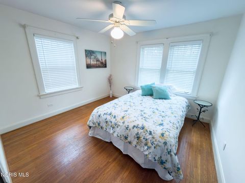 Tiny photo for 3330 Pelham Road, Ottawa Hills, OH 43606 (MLS # 10005843)