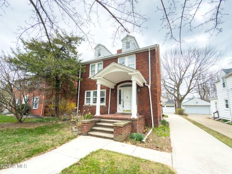 Tiny photo for 3330 Pelham Road, Ottawa Hills, OH 43606 (MLS # 10005843)