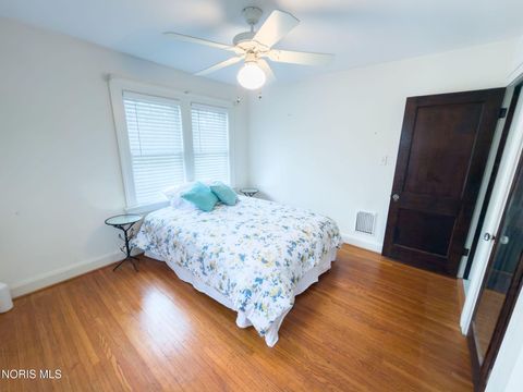 Tiny photo for 3330 Pelham Road, Ottawa Hills, OH 43606 (MLS # 10005843)