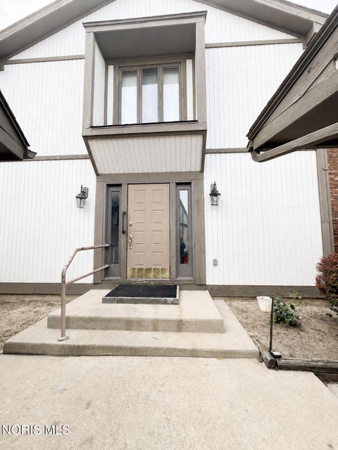 Tiny photo for 5713 Tibaron Lane #Apt 104, Toledo, OH 43615 (MLS # 10012820)