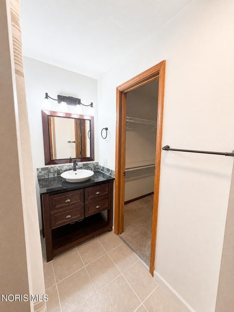 Tiny photo for 5713 Tibaron Lane #Apt 104, Toledo, OH 43615 (MLS # 10012820)