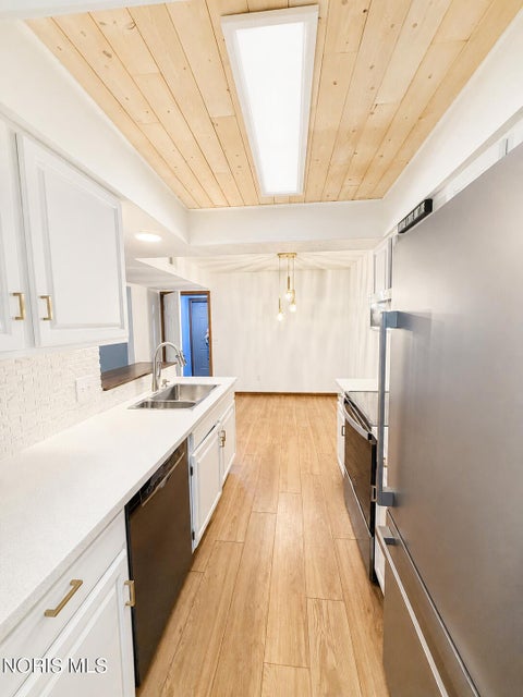 Tiny photo for 5713 Tibaron Lane #Apt 104, Toledo, OH 43615 (MLS # 10012820)