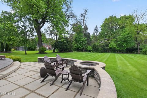 Tiny photo for 4341 Indian Road, Ottawa Hills, OH 43615 (MLS # 10007238)