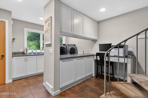 Tiny photo for 4341 Indian Road, Ottawa Hills, OH 43615 (MLS # 10007238)