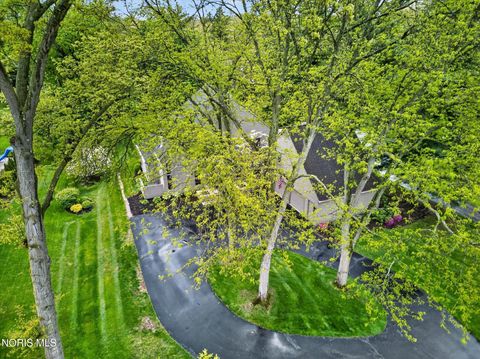 Tiny photo for 4341 Indian Road, Ottawa Hills, OH 43615 (MLS # 10007238)
