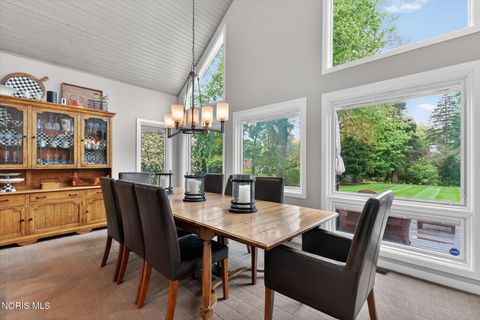 Tiny photo for 4341 Indian Road, Ottawa Hills, OH 43615 (MLS # 10007238)