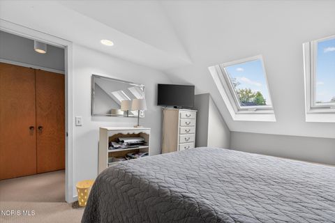 Tiny photo for 4341 Indian Road, Ottawa Hills, OH 43615 (MLS # 10007238)