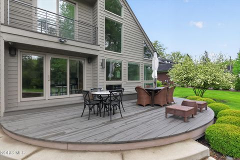 Tiny photo for 4341 Indian Road, Ottawa Hills, OH 43615 (MLS # 10007238)