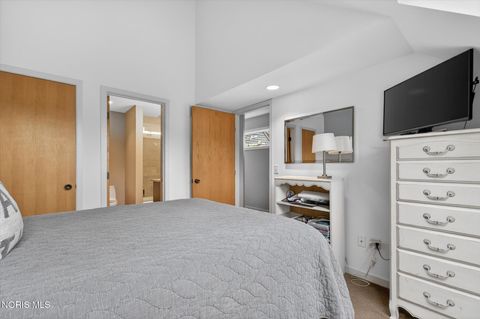 Tiny photo for 4341 Indian Road, Ottawa Hills, OH 43615 (MLS # 10007238)