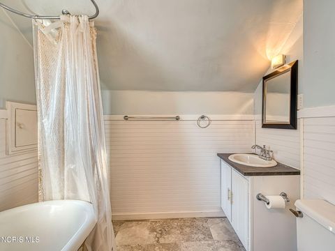 Tiny photo for 5265 Douglas Road, Toledo, OH 43613 (MLS # 10006239)